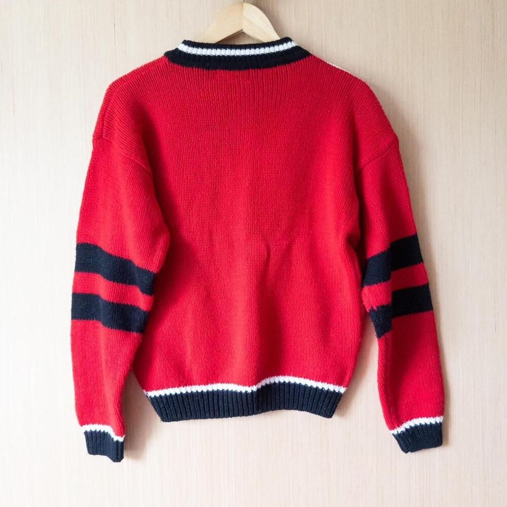 Vtg red sweater with geometric designs - Picture 5 of 5